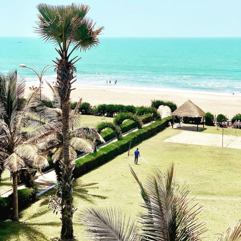 Seafront Residences Bijilo Exterior photo