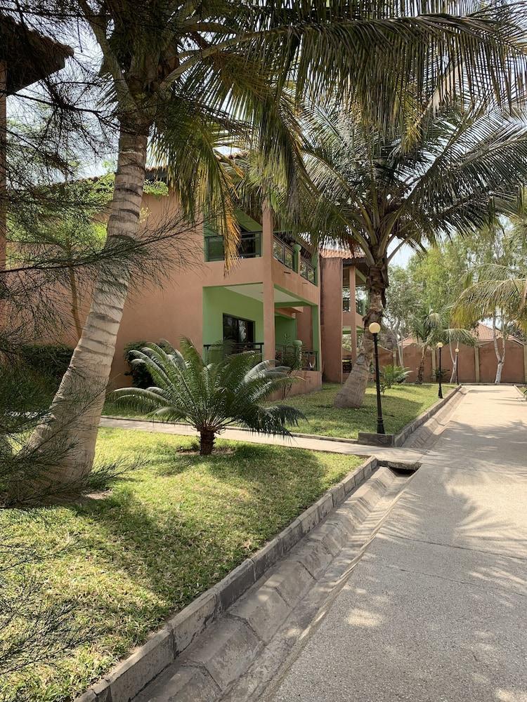 Seafront Residences Bijilo Exterior photo